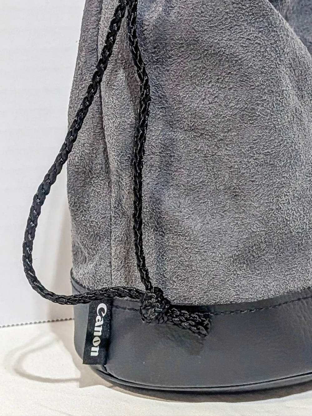 Canon LP1222 Soft Lens Case Pouch - Gray Suede & Leather Base